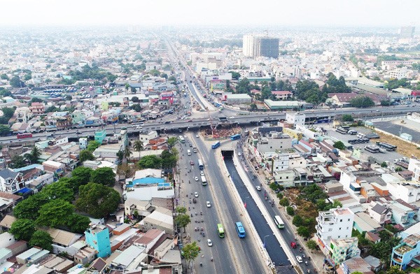 Khu Tây từng bước thay đổi diện mạo nhờ đầu tư lớn về cơ sở hạ tầng